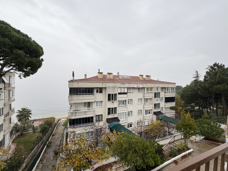 YALOVA ARMUTLU'DA 3+1 71 M2 SATILIK DAİRE
